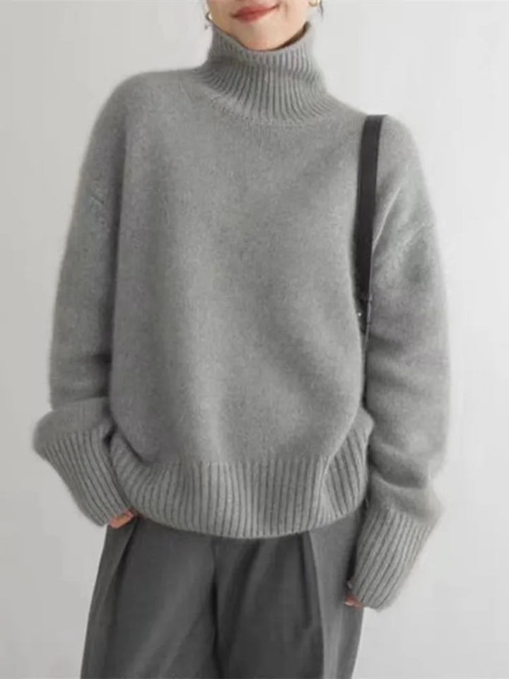 Solvina - Classic Turtleneck Sweater