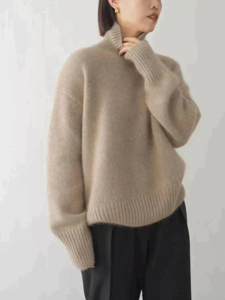 Solvina - Classic Turtleneck Sweater